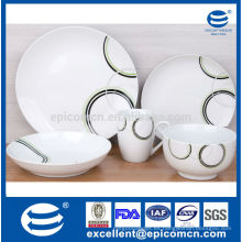Vajilla de cerámica de forma redonda con platos y tazones